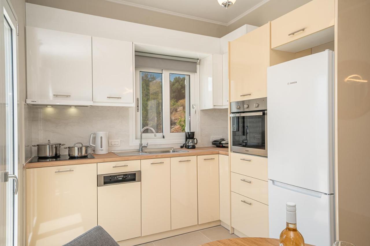 Maritina'S Apartments Amazing Sea View Agia Efimia Bagian luar foto